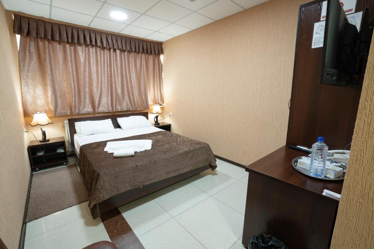 Rohat Hotel Chilonzor Tasken Kültér fotó