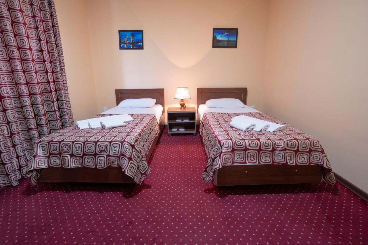 Rohat Hotel Chilonzor Tasken Kültér fotó